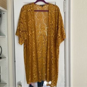 Charlotte Russe+ Gold/Yellow Lace Shawl/Wrap 2X